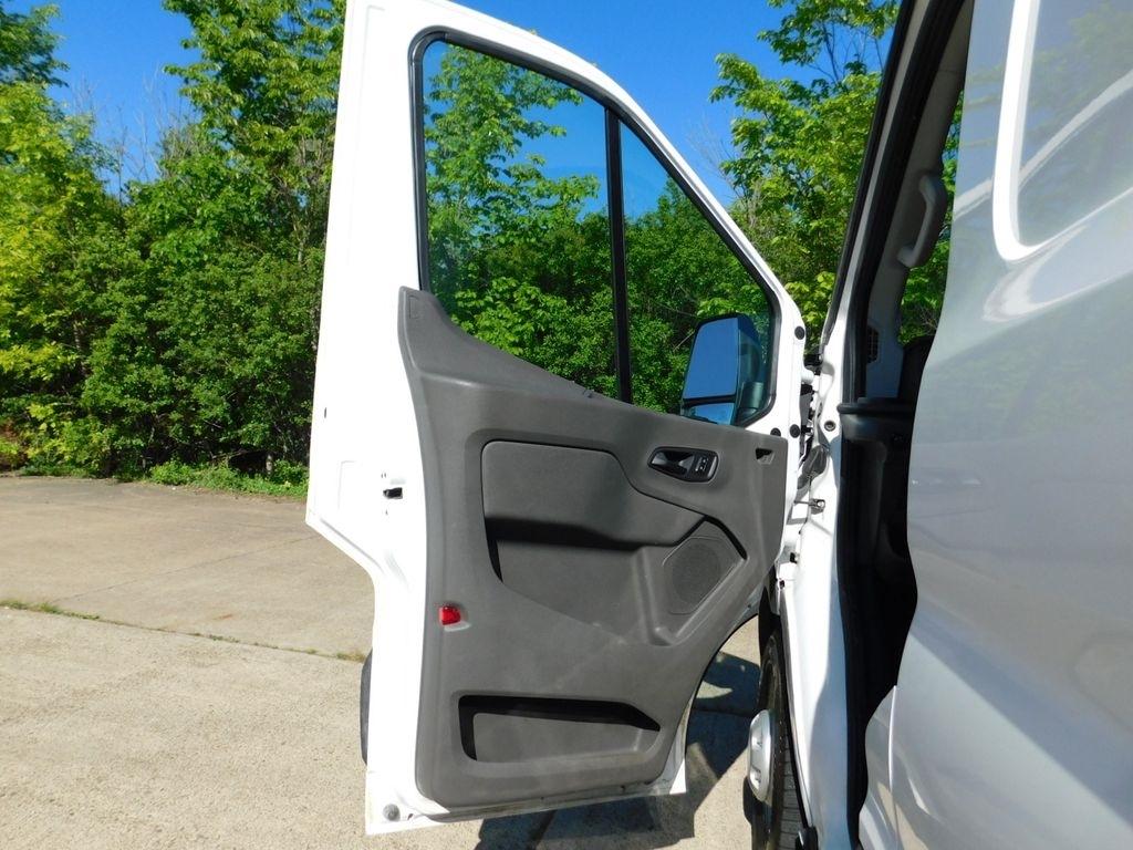 Ford Transit 250 Van High Roof w/Sliding Pass. 148-in. WB EL 2024