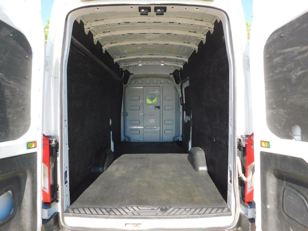Ford Transit 250 Van High Roof w/Sliding Pass. 148-in. WB EL 2024