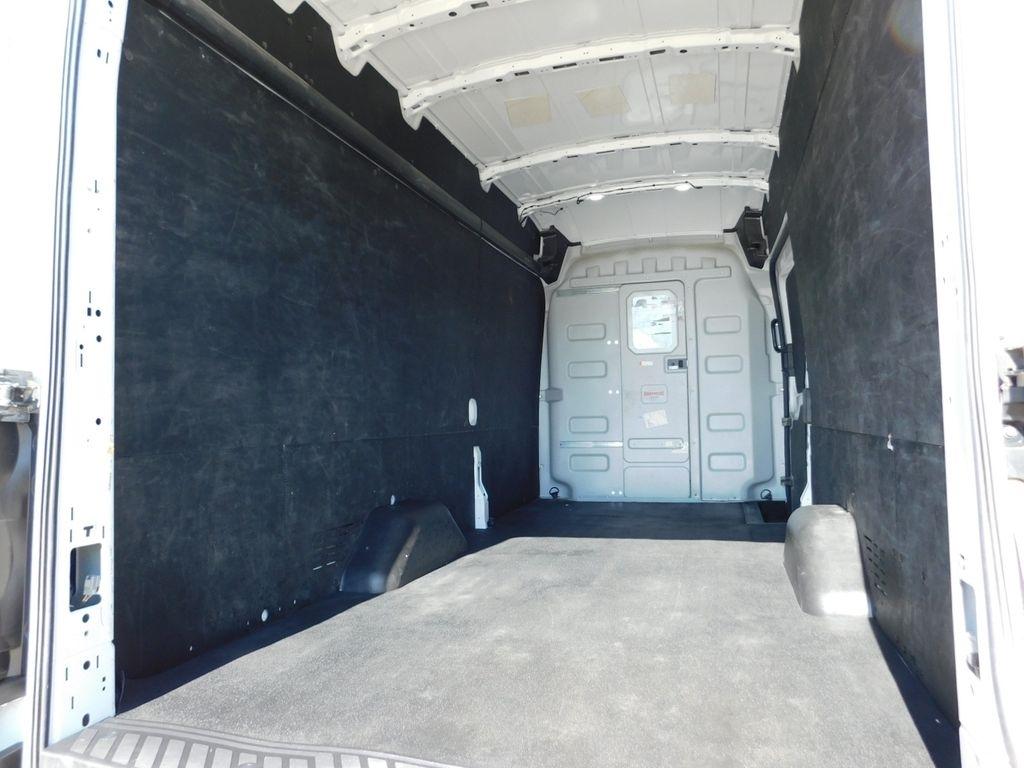 Ford Transit 250 Van High Roof w/Sliding Pass. 148-in. WB EL 2024