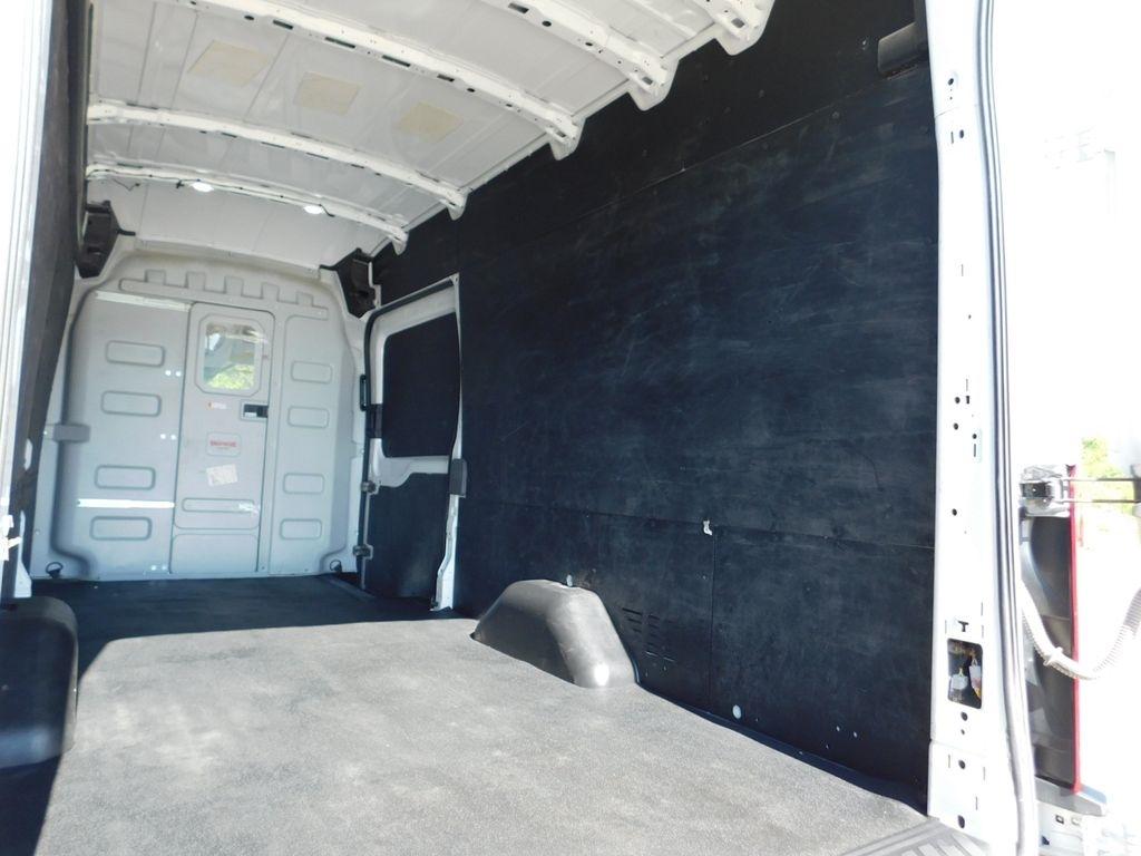 Ford Transit 250 Van High Roof w/Sliding Pass. 148-in. WB EL 2024