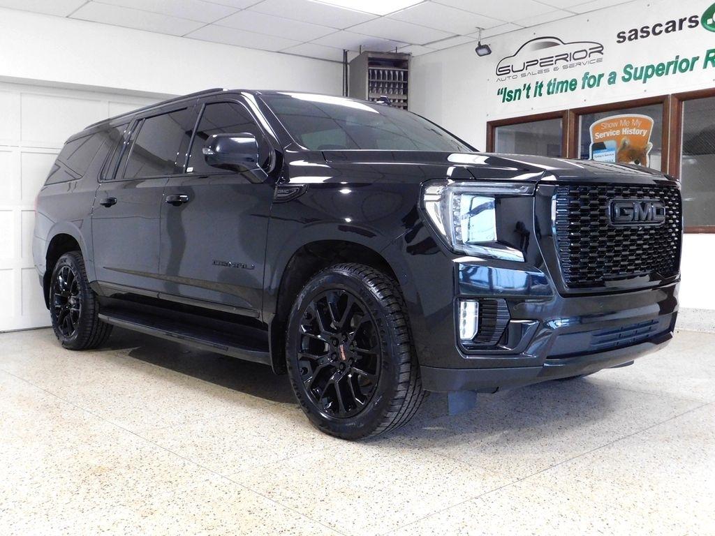 GMC Yukon XL Denali 4WD 2023