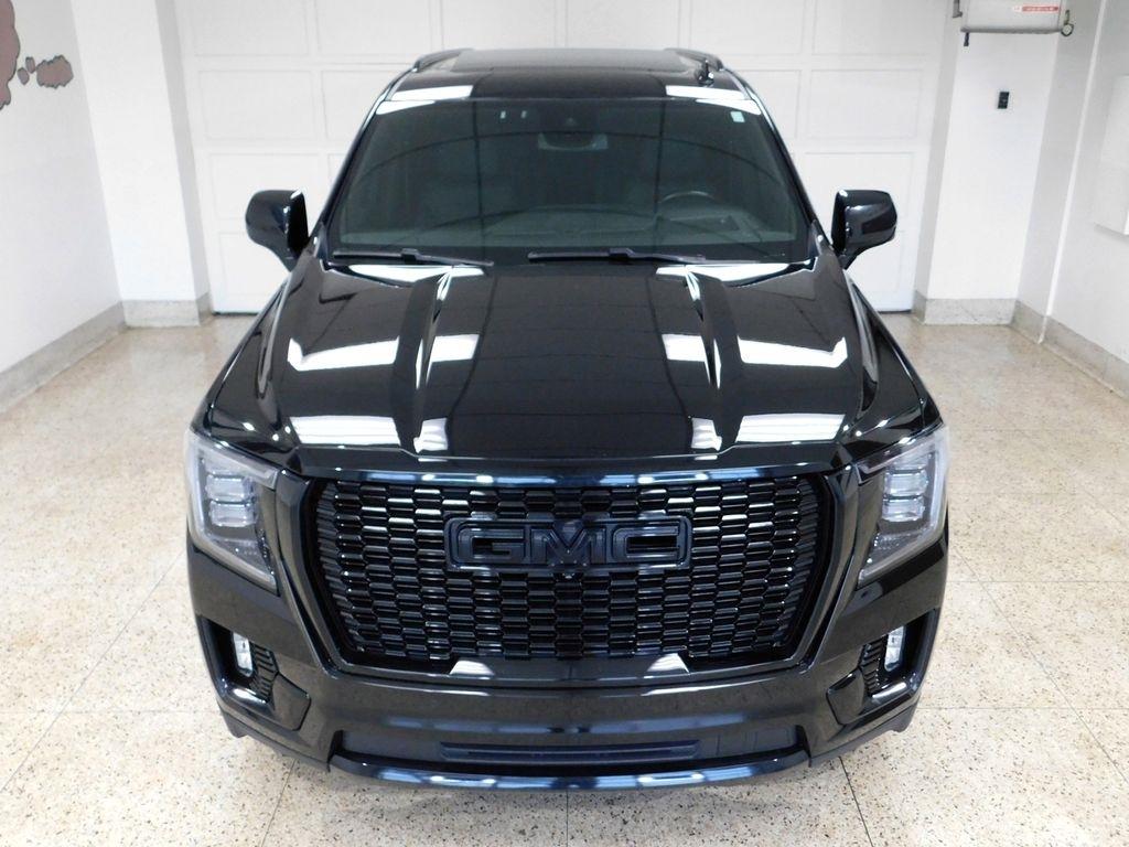 GMC Yukon XL Denali 4WD 2023