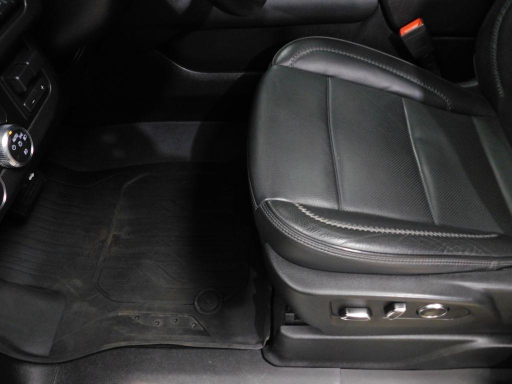 GMC Yukon XL Denali 4WD 2023
