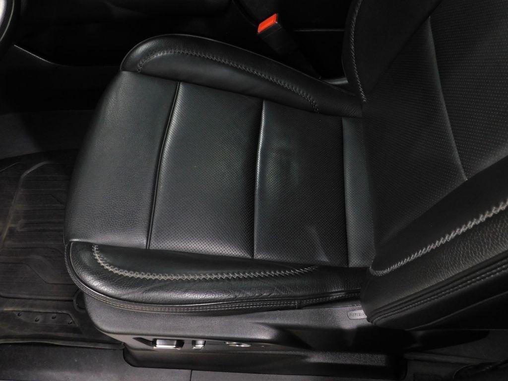 GMC Yukon XL Denali 4WD 2023