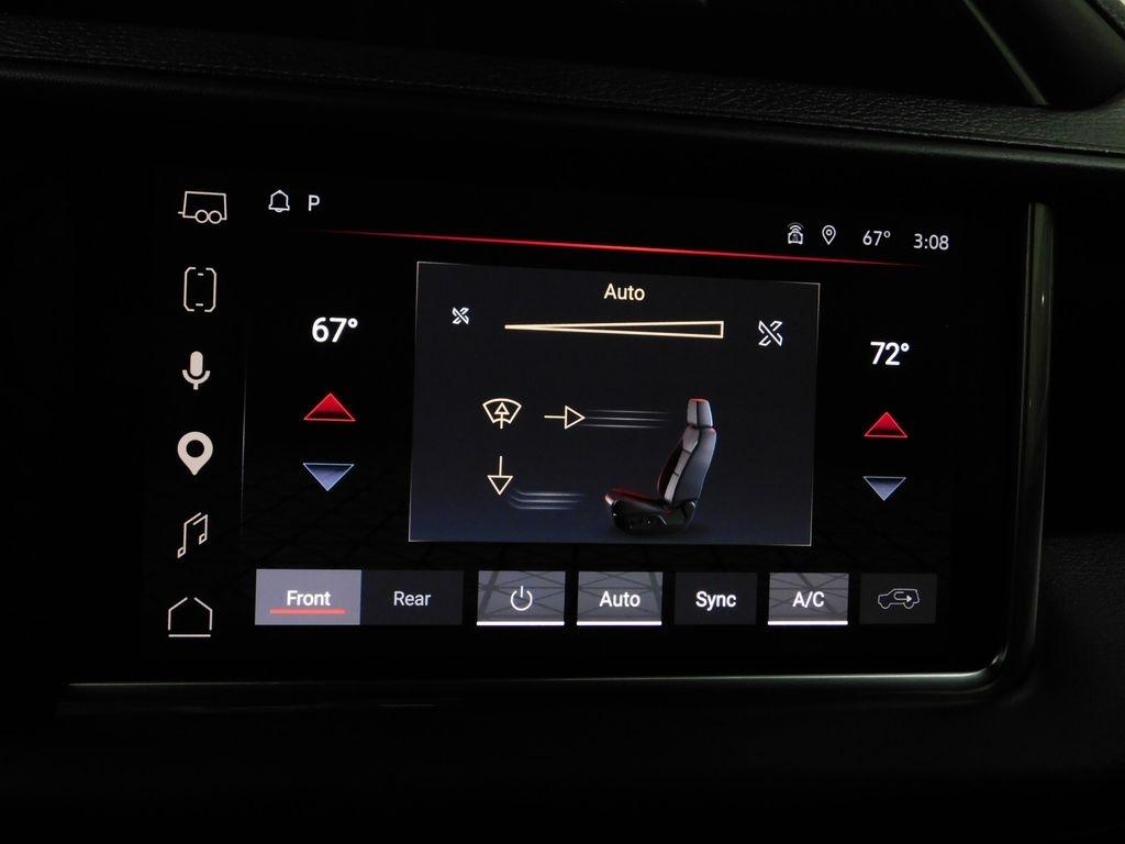 GMC Yukon XL Denali 4WD 2023