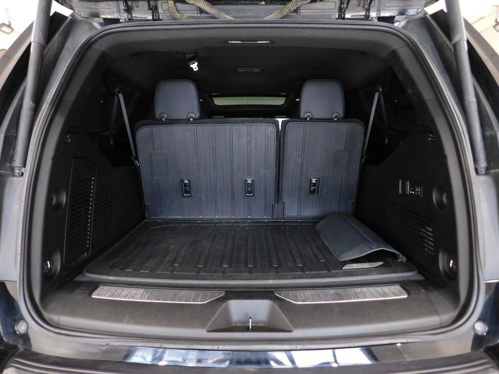GMC Yukon XL Denali 4WD 2023