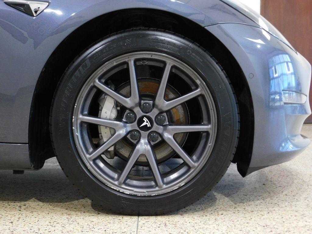 Tesla Model 3 Long Range 2020