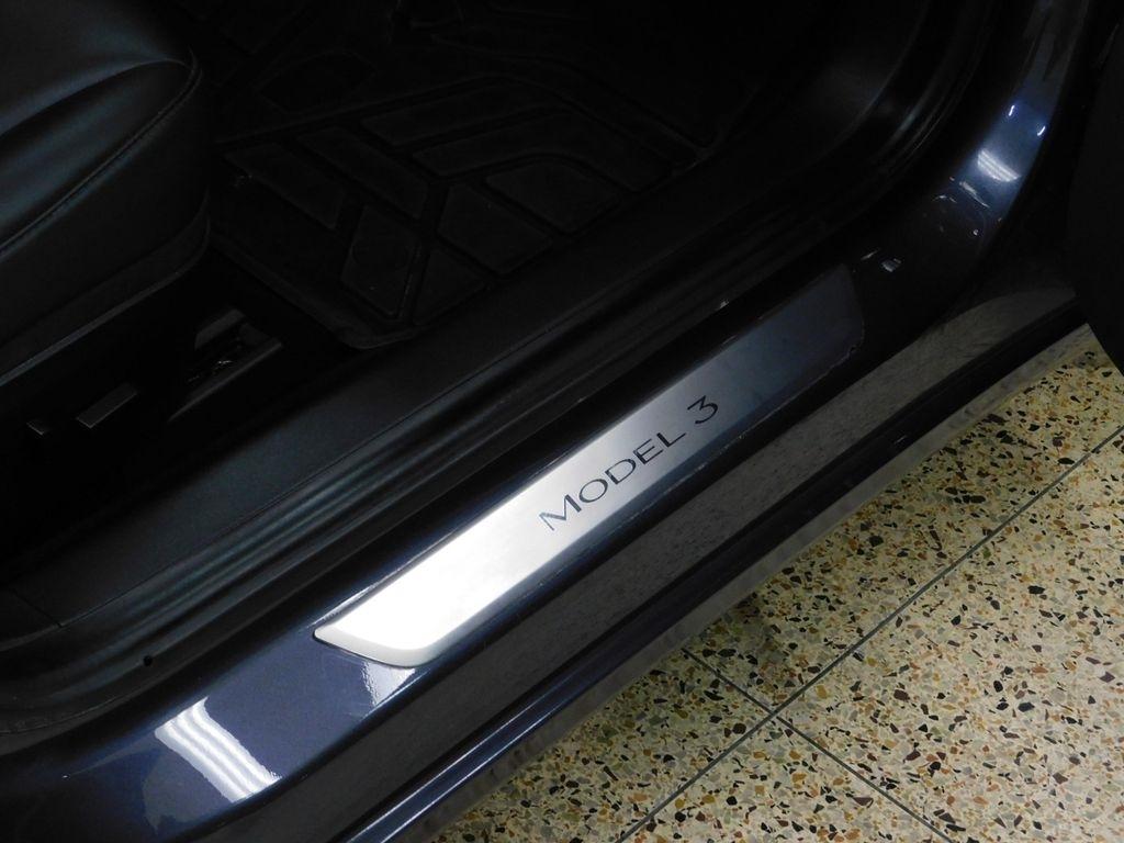 Tesla Model 3 Long Range 2020