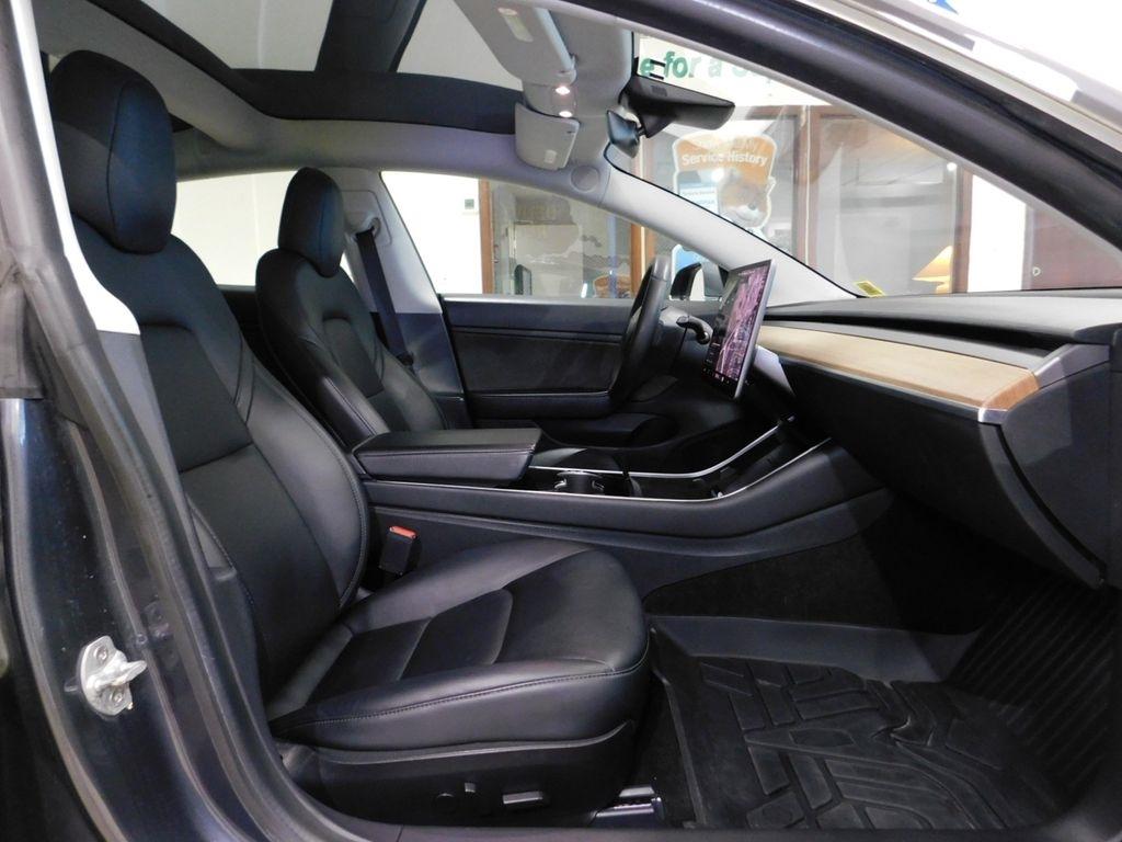 Tesla Model 3 Long Range 2020