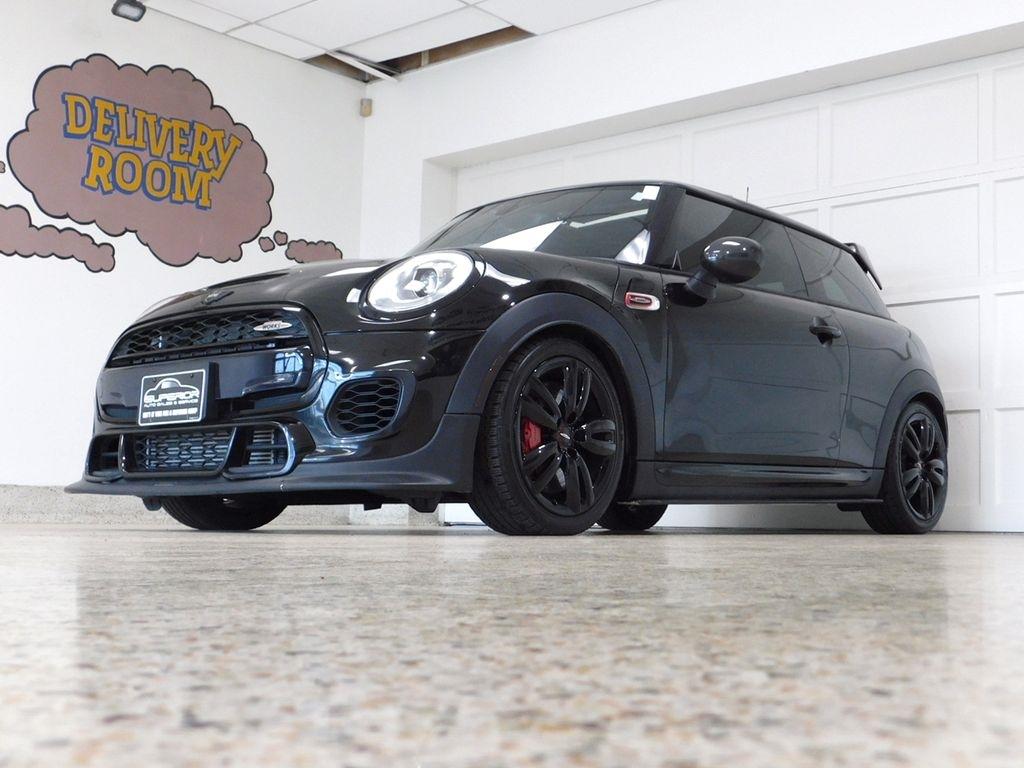 MINI Cooper John Cooper Works 2017