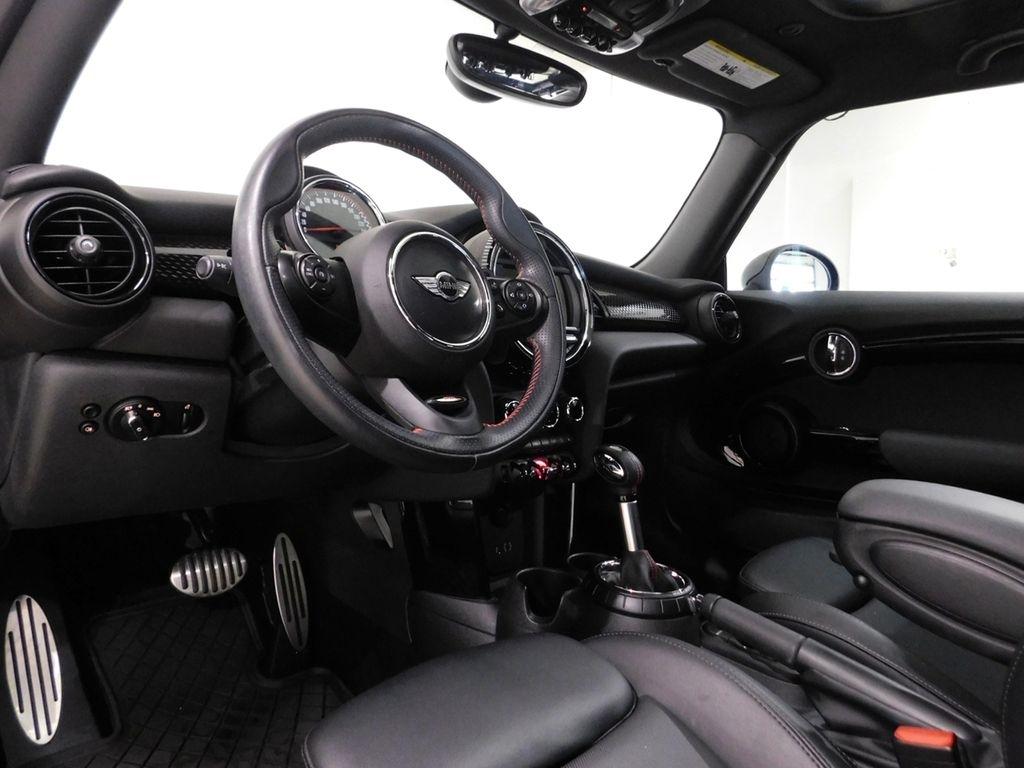 MINI Cooper John Cooper Works 2017