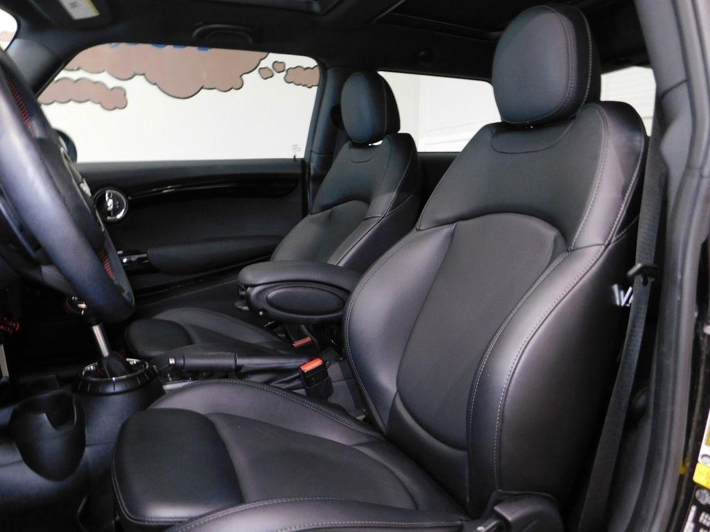 MINI Cooper John Cooper Works 2017