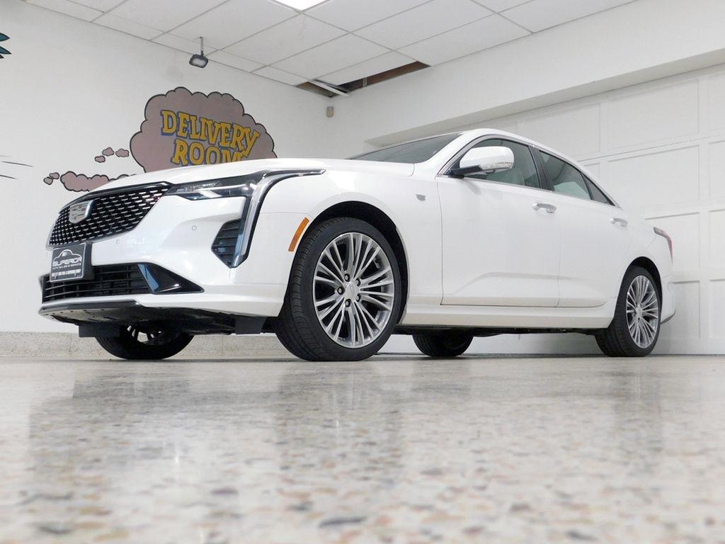 Cadillac CT4 Premium Luxury 2022