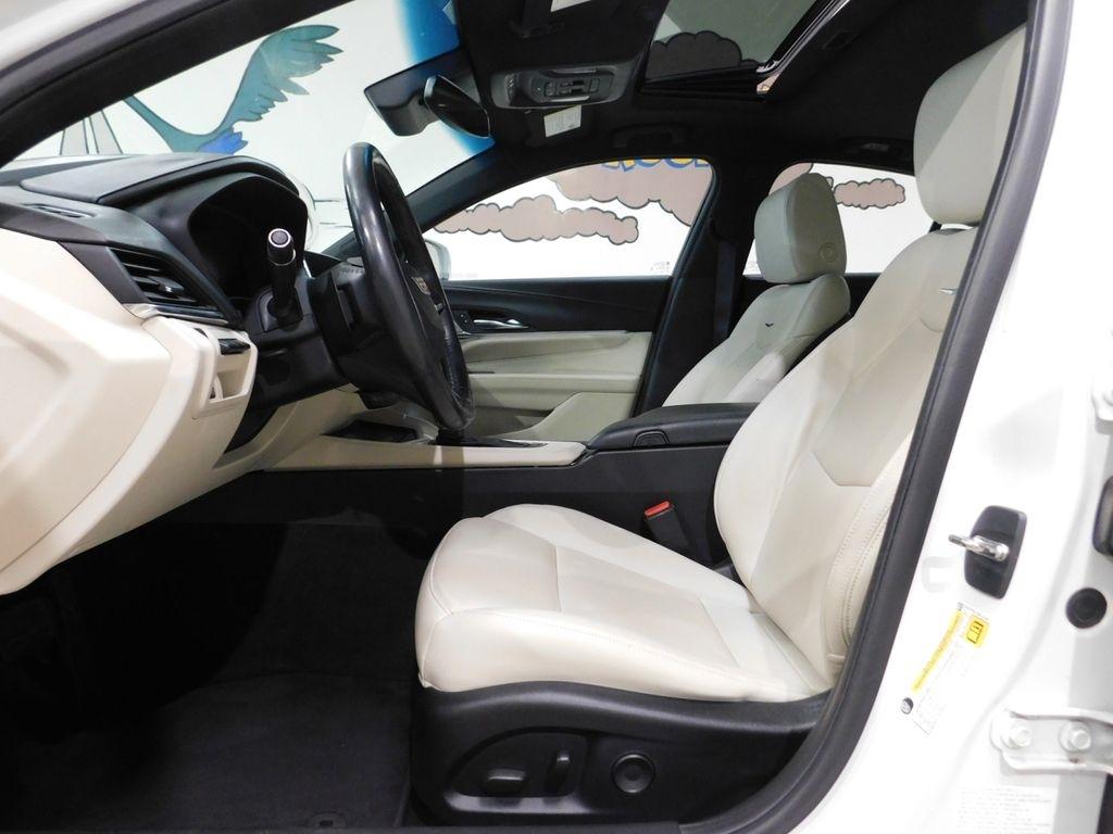 Cadillac CT4 Premium Luxury 2022