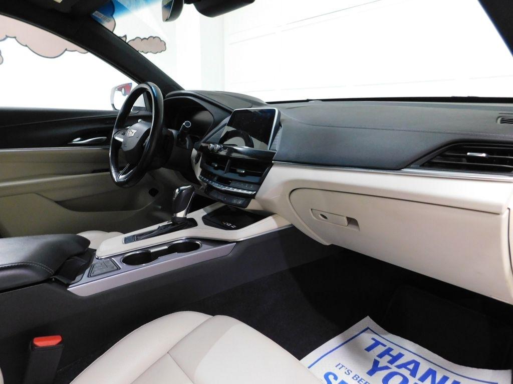 Cadillac CT4 Premium Luxury 2022