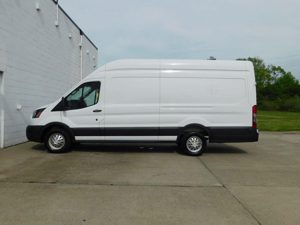 Ford Transit 250 Van High Roof w/Sliding Pass. 148-in. WB EL 2025