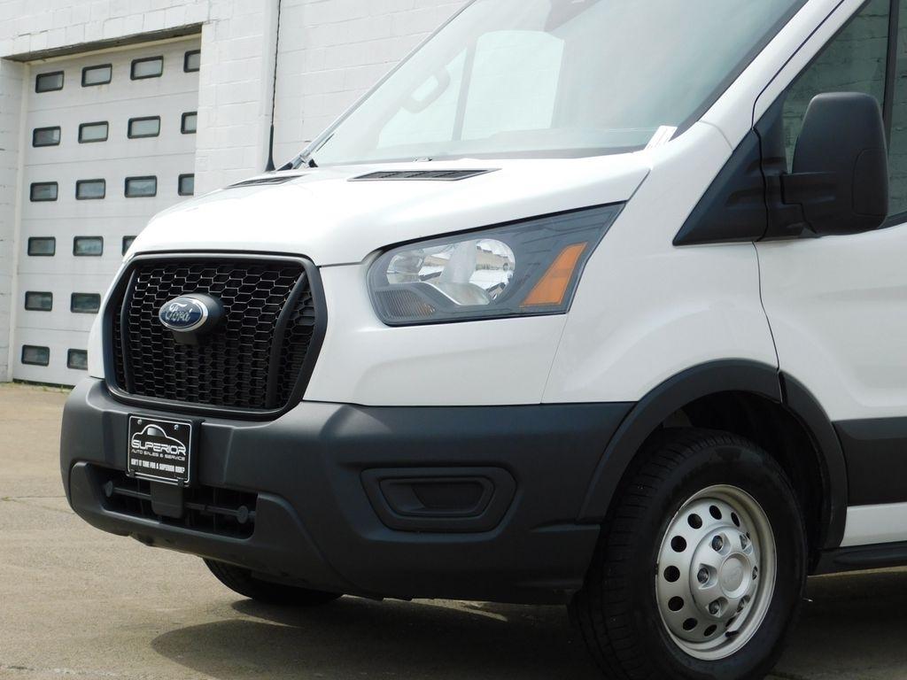 Ford Transit 250 Van High Roof w/Sliding Pass. 148-in. WB EL 2025