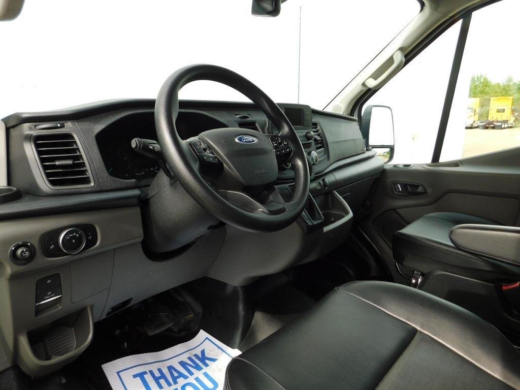 Ford Transit 250 Van High Roof w/Sliding Pass. 148-in. WB EL 2025
