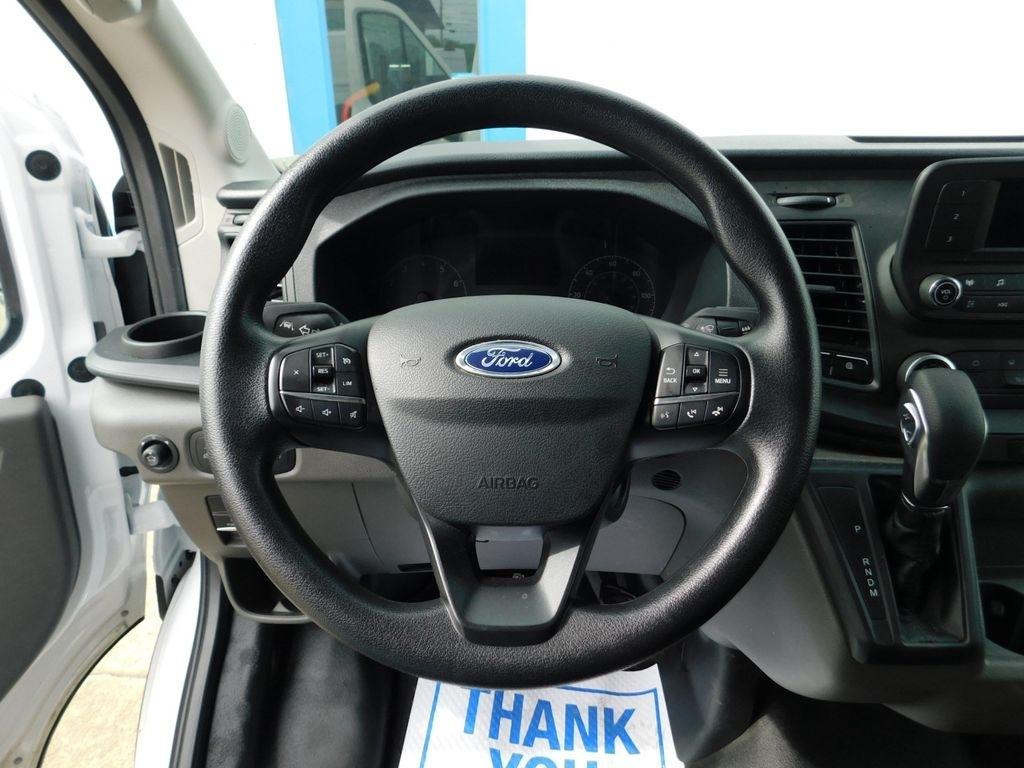 Ford Transit 250 Van High Roof w/Sliding Pass. 148-in. WB EL 2025