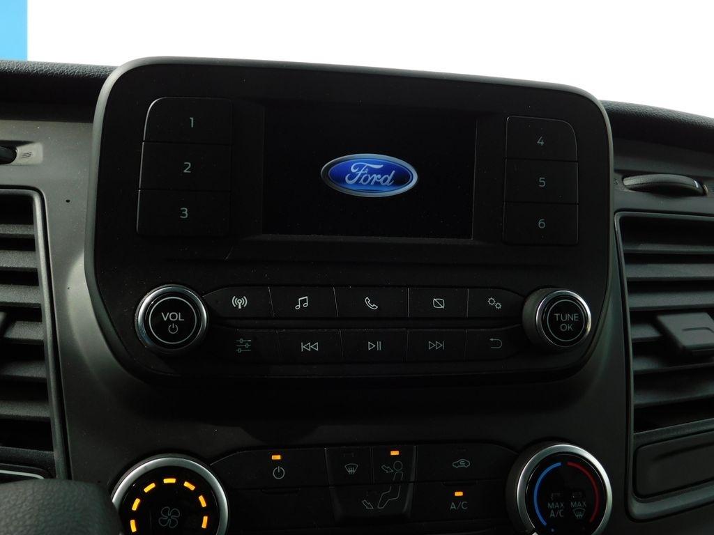 Ford Transit 250 Van High Roof w/Sliding Pass. 148-in. WB EL 2025