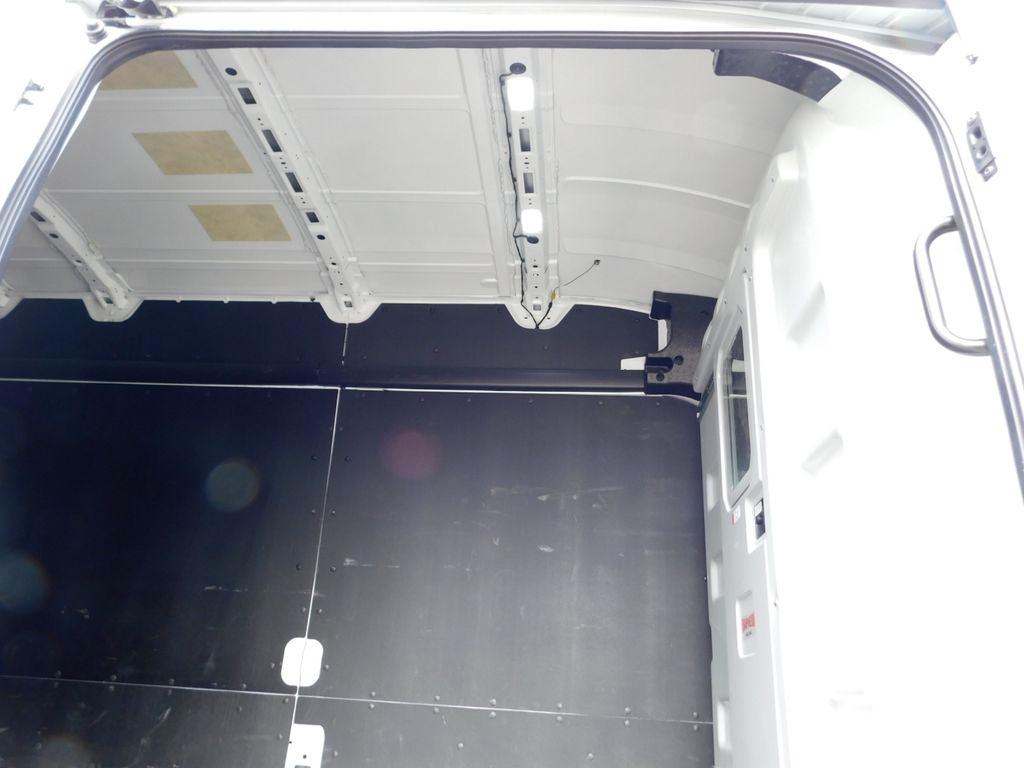 Ford Transit 250 Van High Roof w/Sliding Pass. 148-in. WB EL 2025