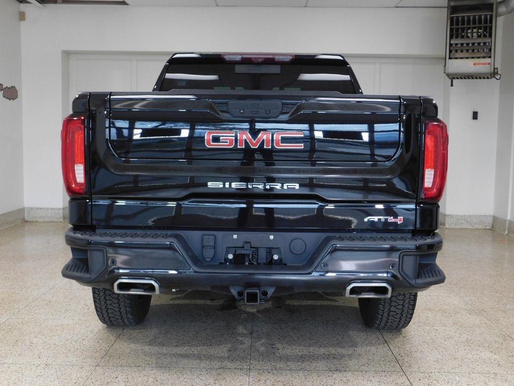 GMC Sierra 1500 AT4 Crew Cab Long Box 4WD 2021