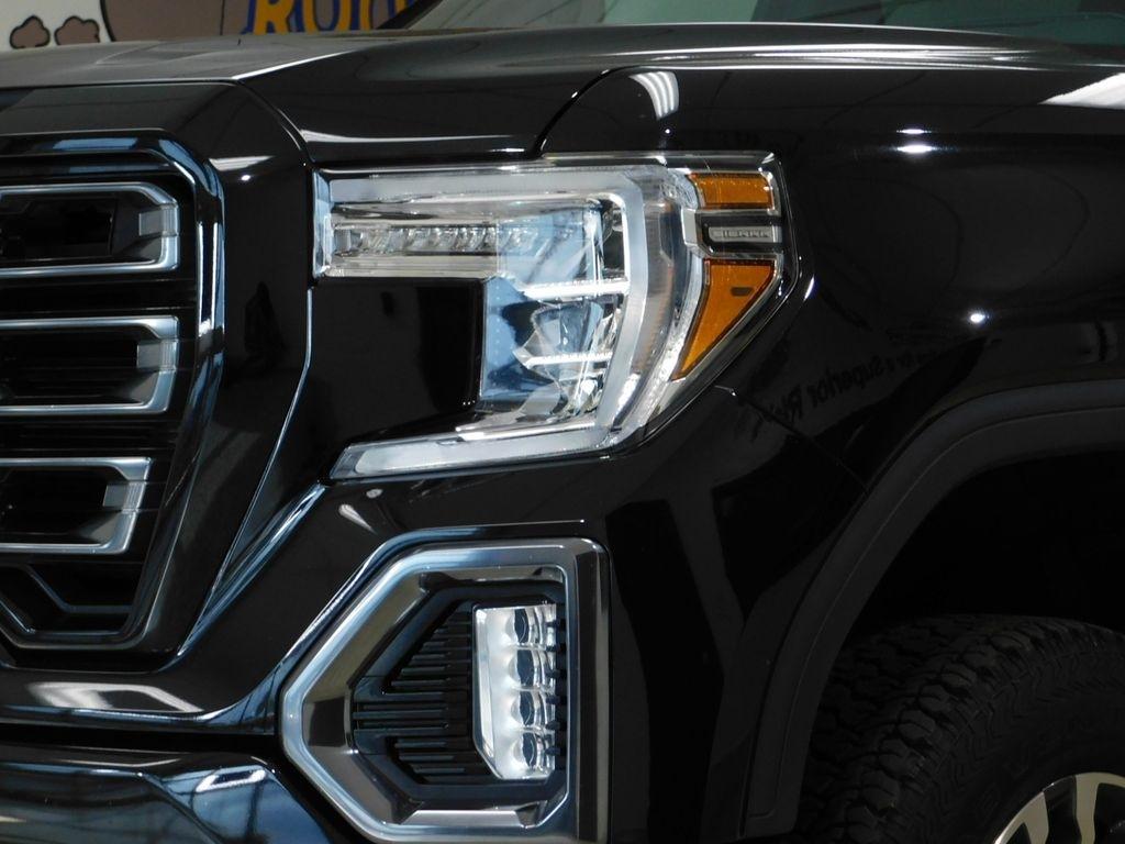 GMC Sierra 1500 AT4 Crew Cab Long Box 4WD 2021