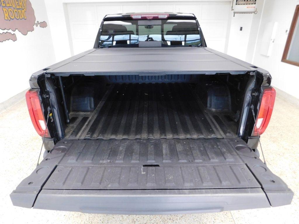 GMC Sierra 1500 AT4 Crew Cab Long Box 4WD 2021