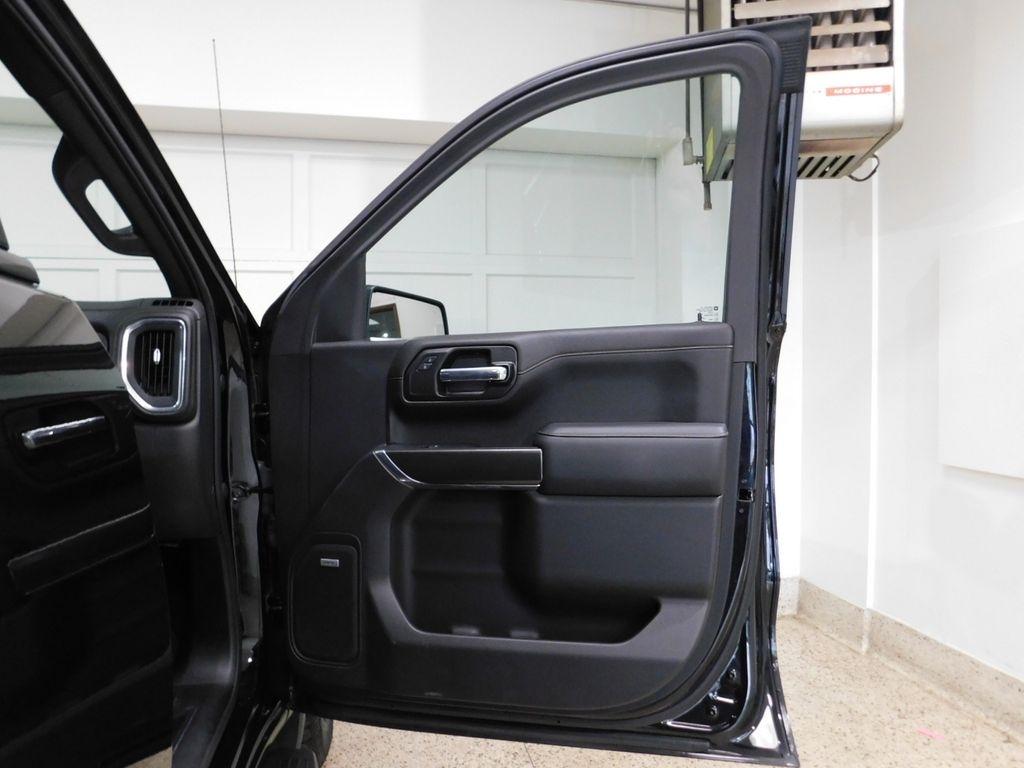 GMC Sierra 1500 AT4 Crew Cab Long Box 4WD 2021