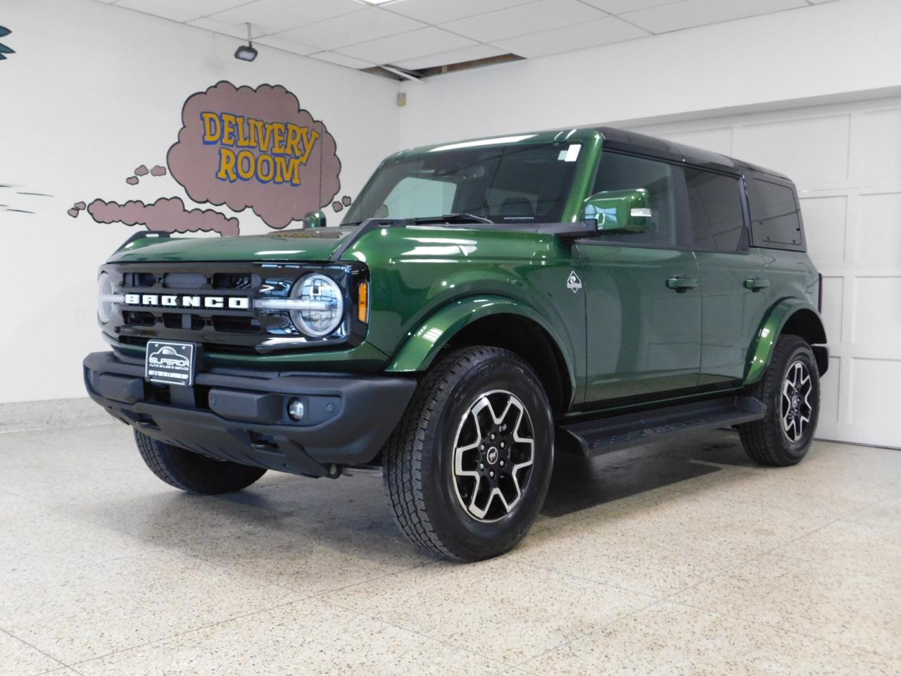 2025 Ford Bronco Outer Banks 4x4's photo