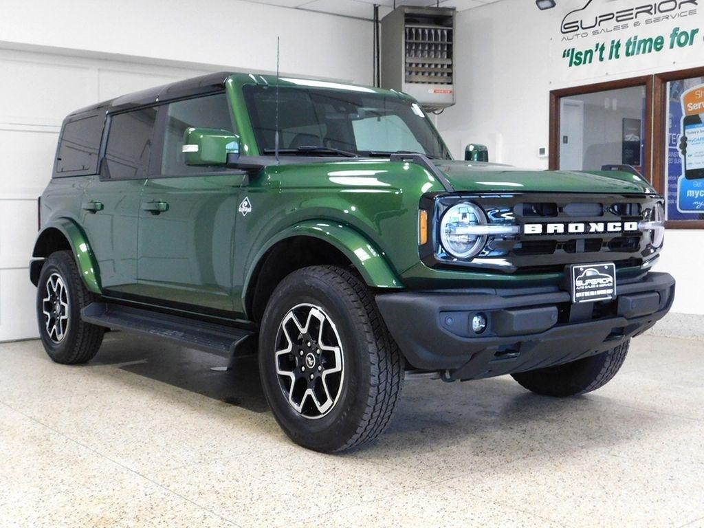 Ford Bronco Outer Banks 4-Door 2025