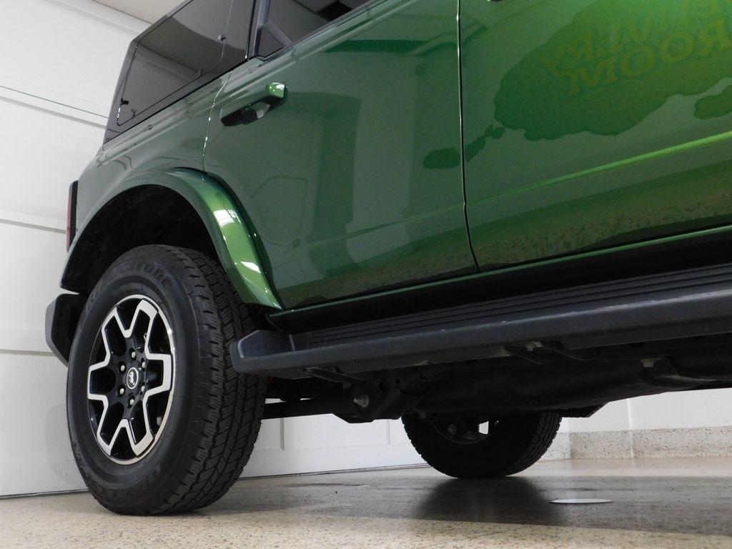 Ford Bronco Outer Banks 4-Door 2025