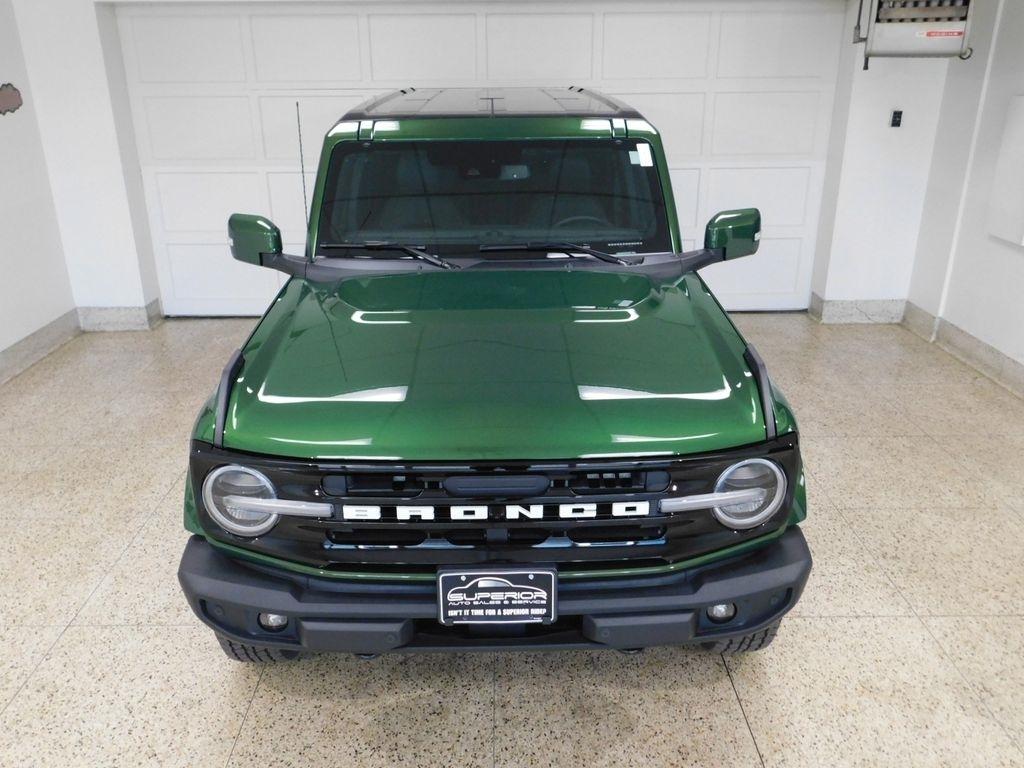 Ford Bronco Outer Banks 4-Door 2025