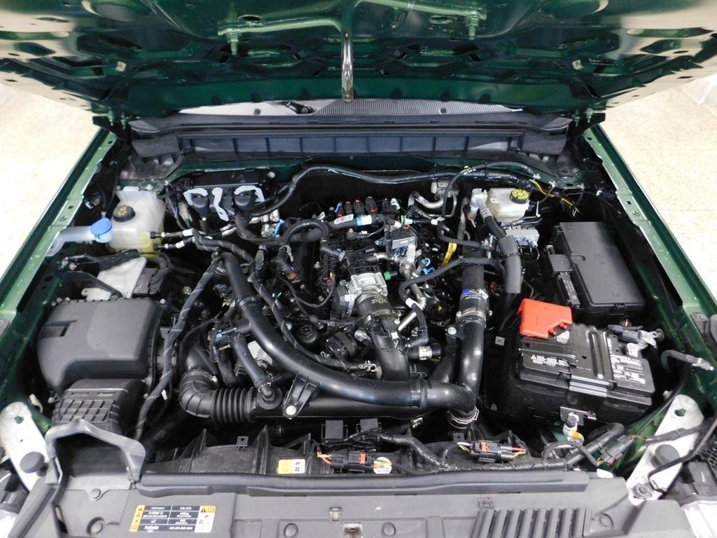 Ford Bronco Outer Banks 4-Door 2025