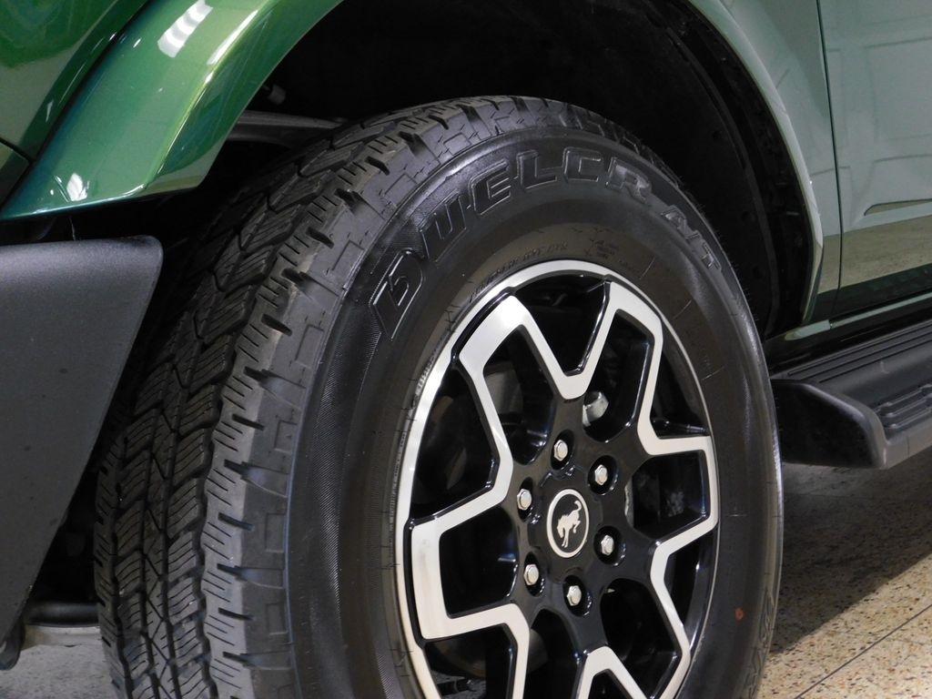 Ford Bronco Outer Banks 4-Door 2025