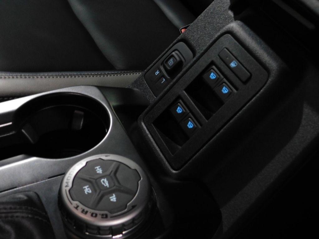 Ford Bronco Outer Banks 4-Door 2025