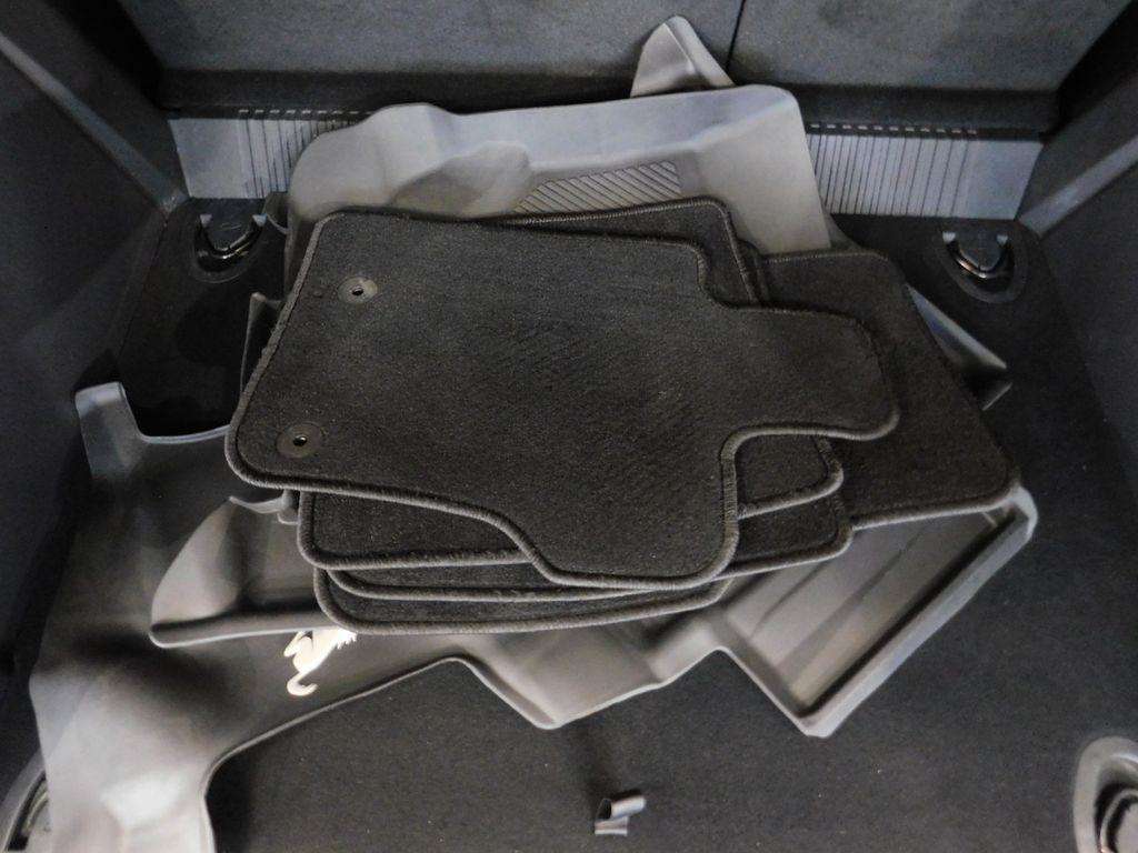 Ford Bronco Outer Banks 4-Door 2025