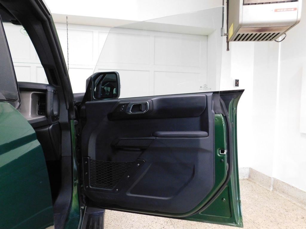 Ford Bronco Outer Banks 4-Door 2025