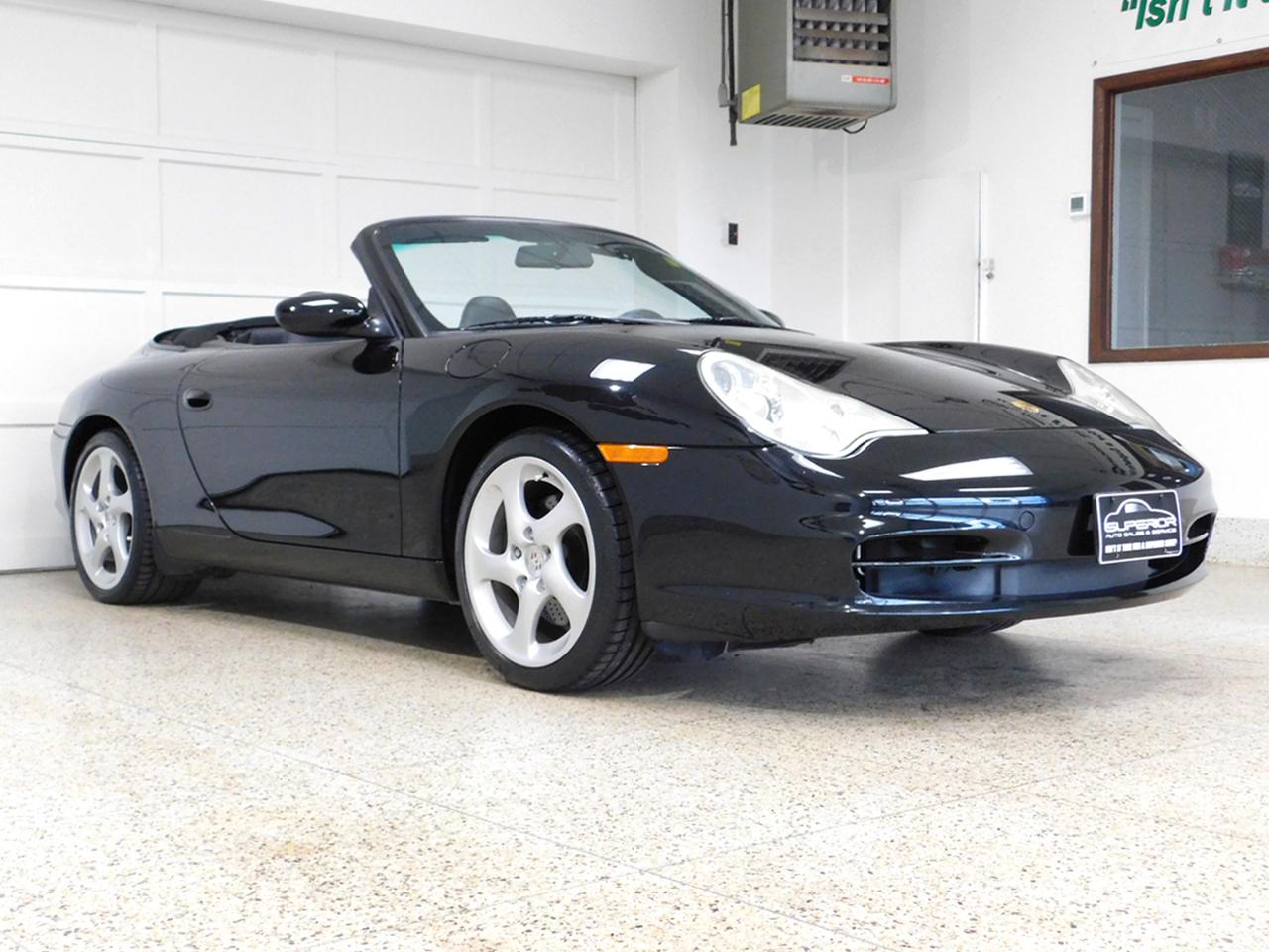 Porsche 911 Carrera Cabriolet 2004