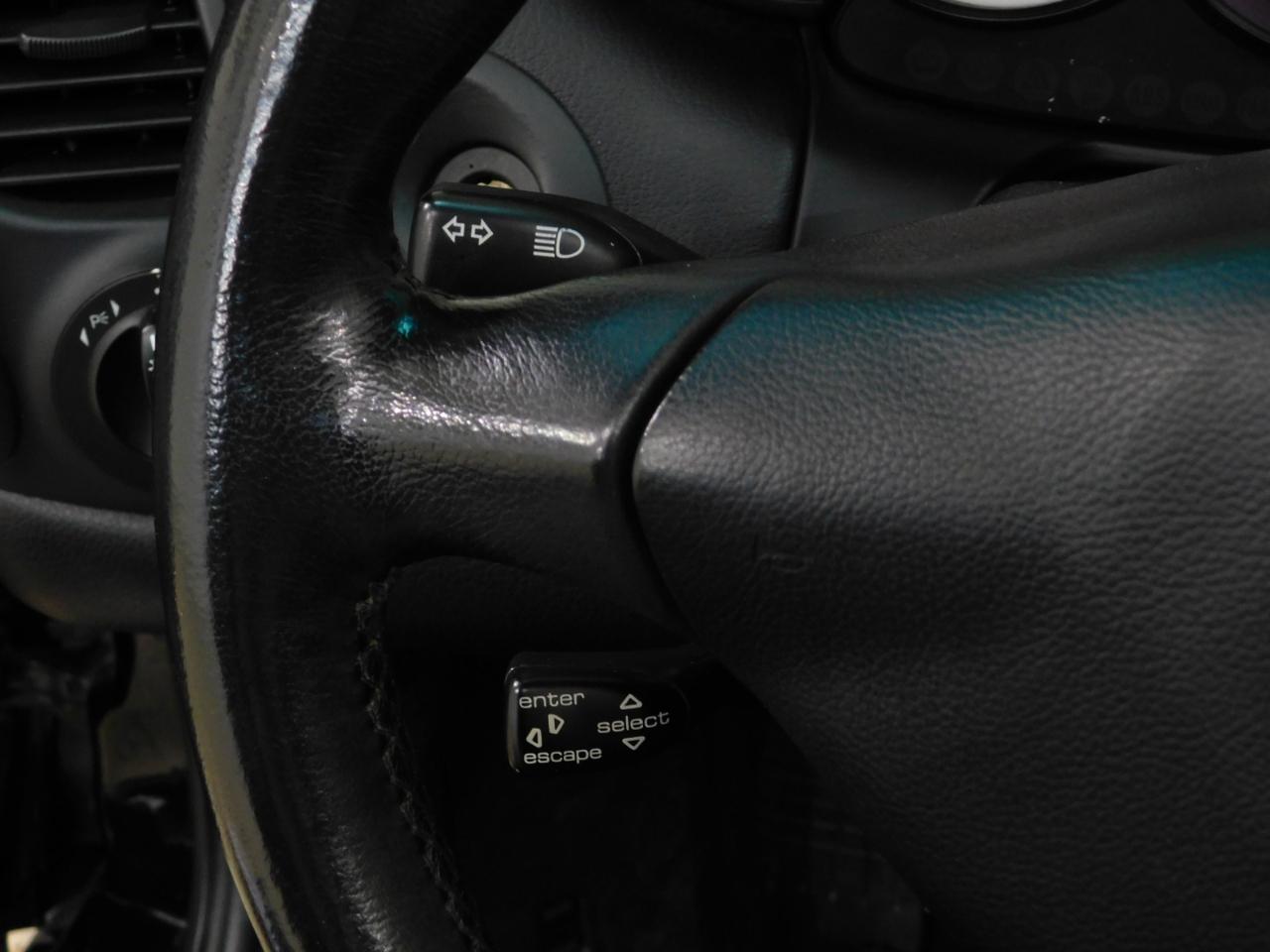 Porsche 911 Carrera Cabriolet 2004