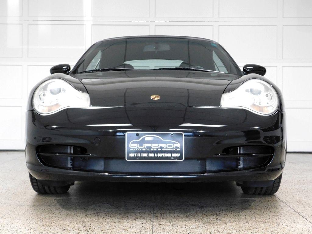 Porsche 911 Carrera Cabriolet 2004
