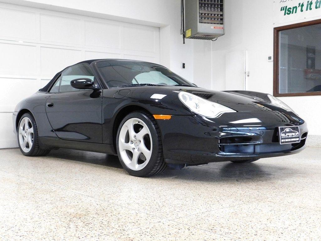 Porsche 911 Carrera Cabriolet 2004