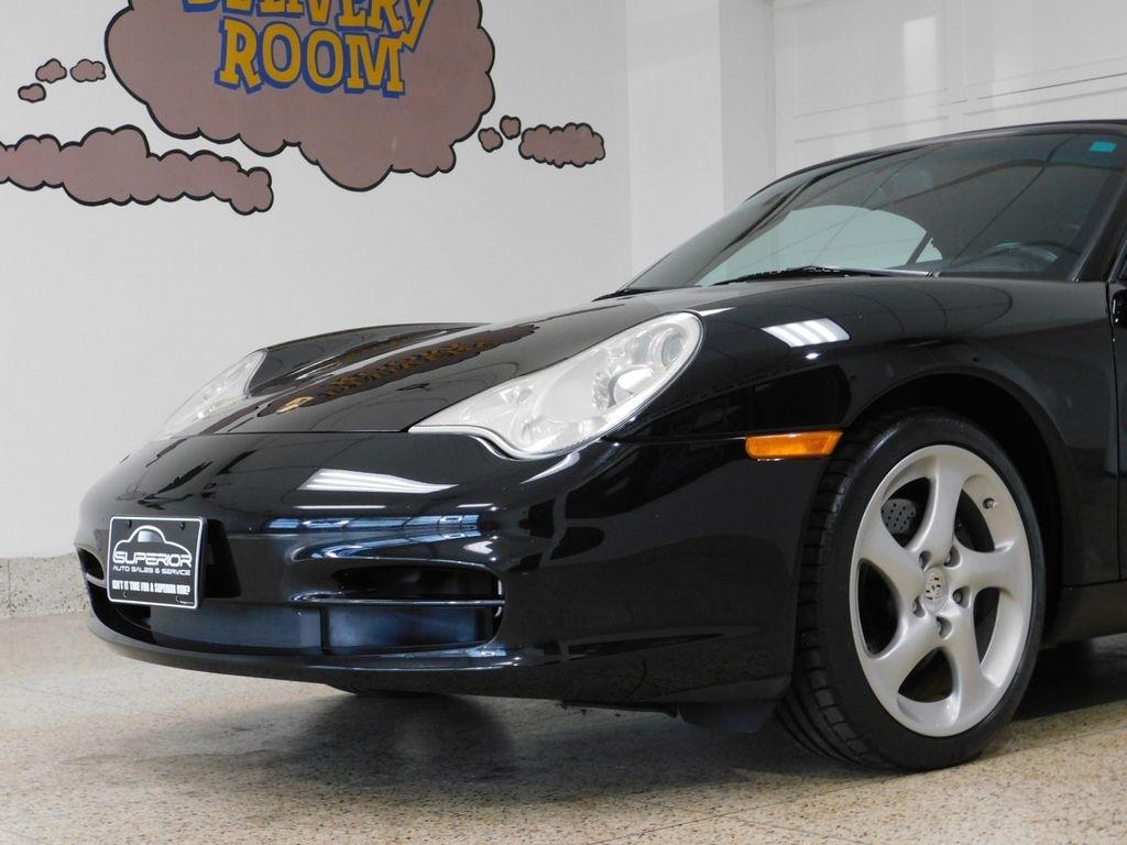 Porsche 911 Carrera Cabriolet 2004