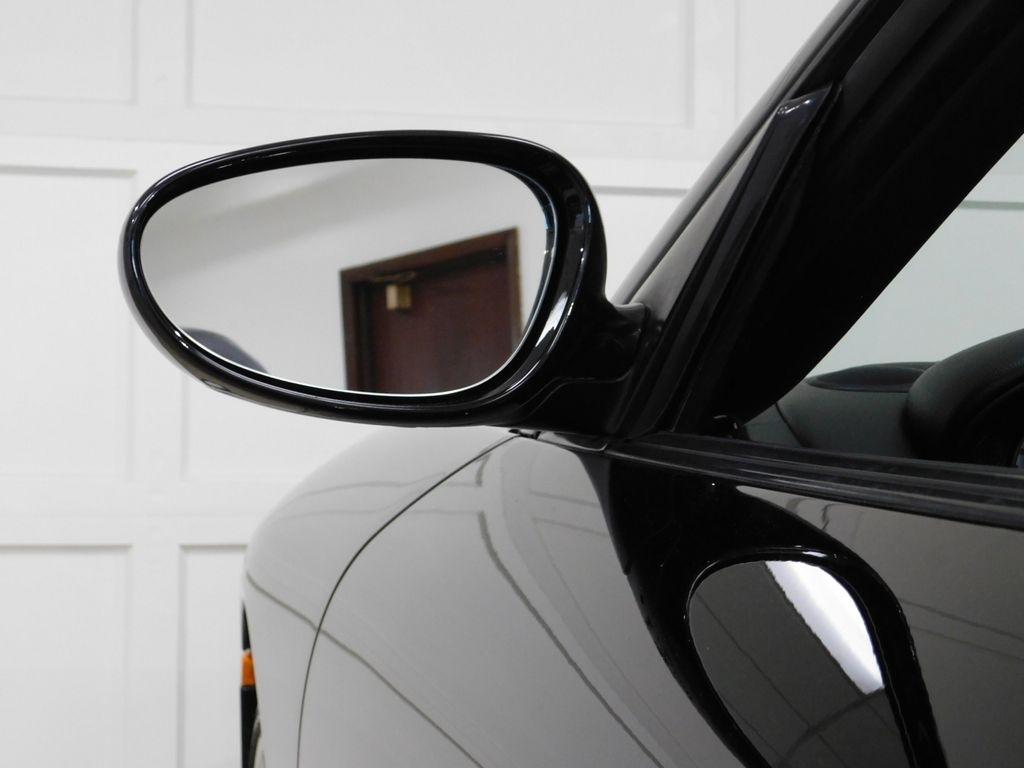 Porsche 911 Carrera Cabriolet 2004