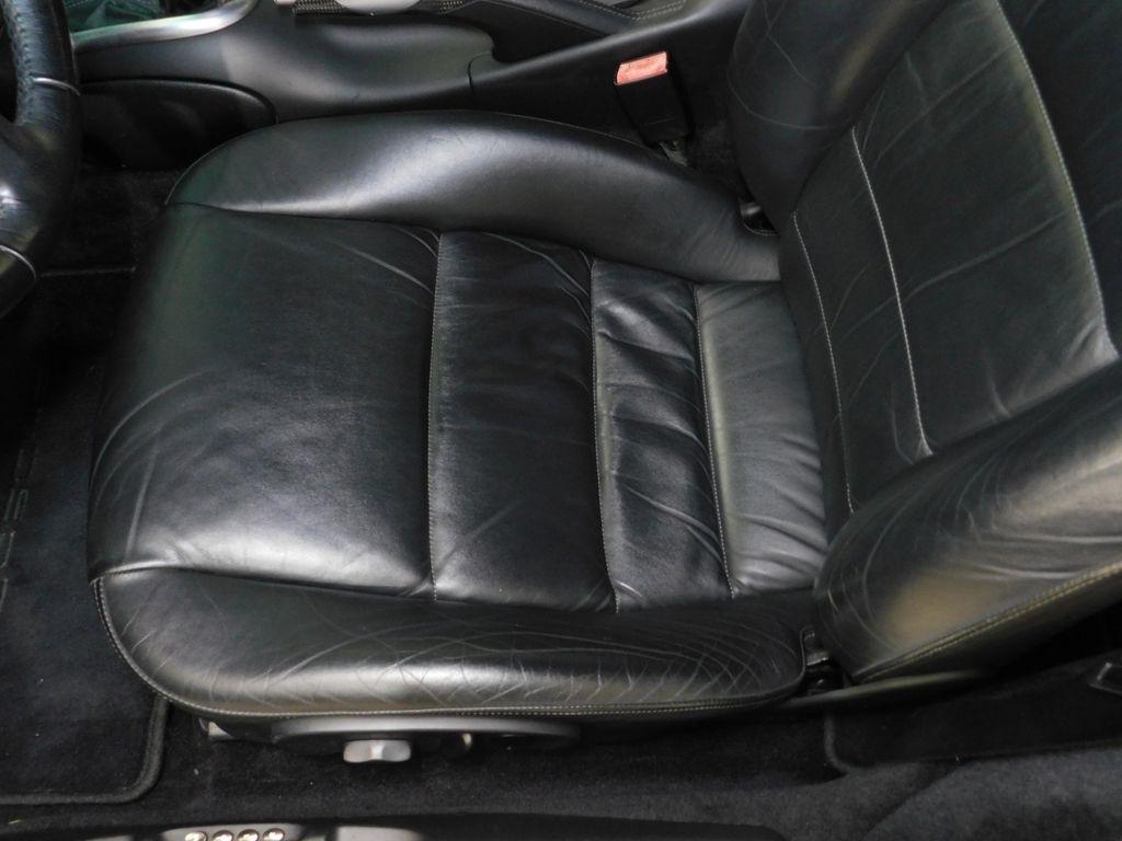 Porsche 911 Carrera Cabriolet 2004