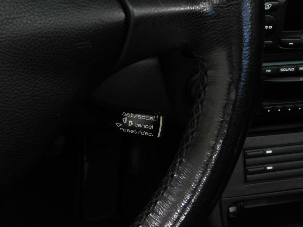 Porsche 911 Carrera Cabriolet 2004