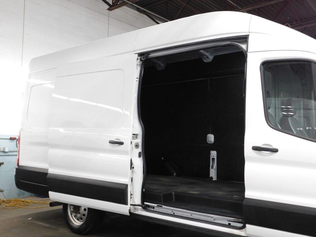 Ford Transit 250 Van High Roof w/Sliding Pass. 148-in. WB EL 2023