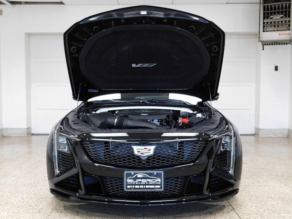Cadillac CT5-V Blackwing Base 2025