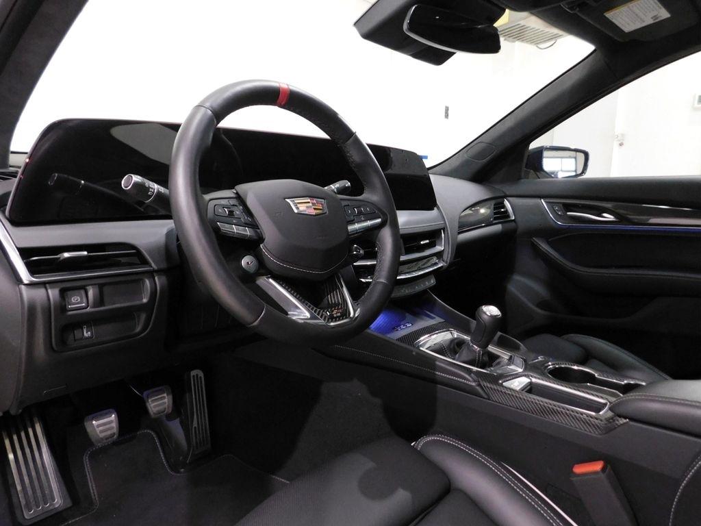 Cadillac CT5-V Blackwing Base 2025