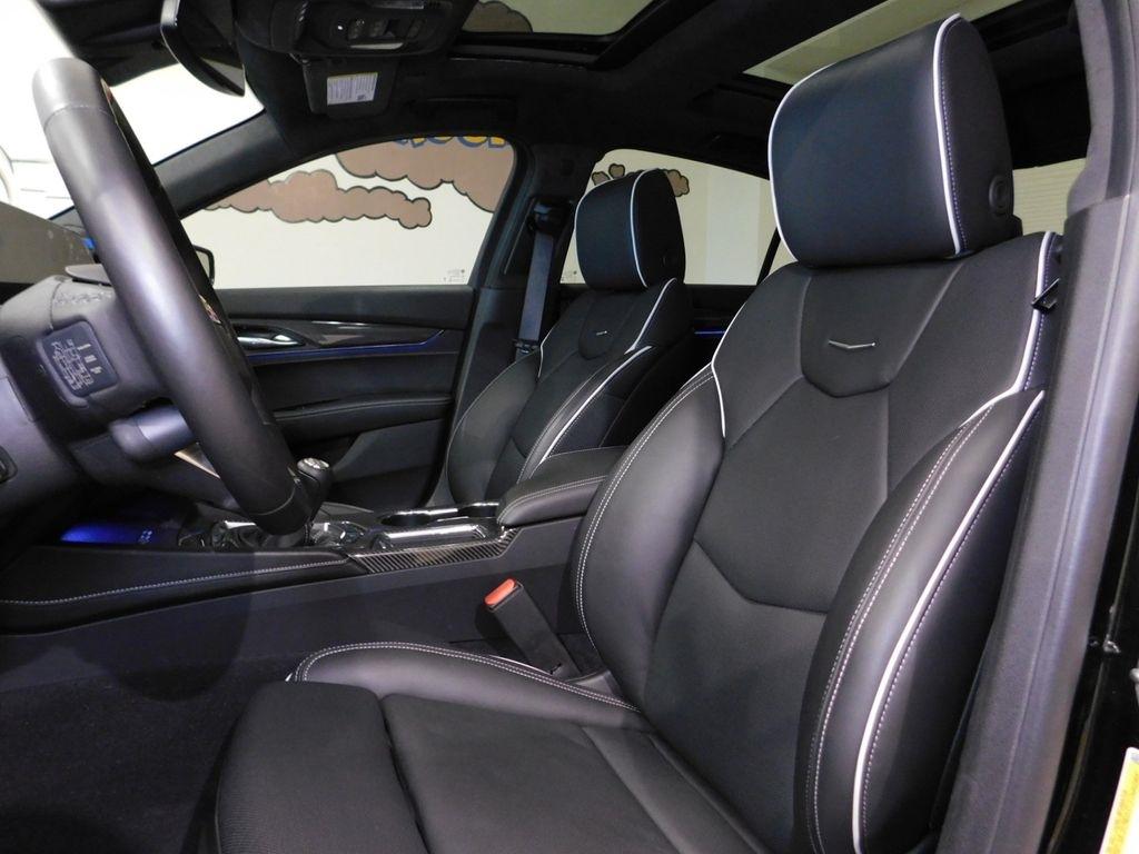 Cadillac CT5-V Blackwing Base 2025